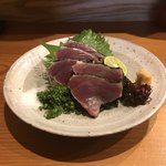 鰹のわら焼きの一人前。
          美味し。