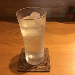 一穂 - レモンサワー。
      税抜550円。
      美味し。