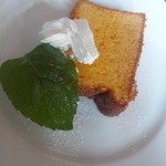 花泉Cafe - デザート（シフォンケーキ）