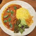 SPICY CURRY 魯珈 - タコと茄子の辛口トマトカレー