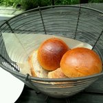 MOKICHI TRATTORIA - ランチのパン