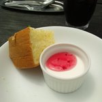 MOKICHI TRATTORIA - ランチデザート(パンナコッタとシフォンケーキ)