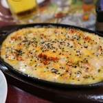 インドカレーMILAN - ホットチキンチーズ