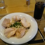 NTT東日本関東病院 タニタ食堂 - ミーゴレンとセットドリンク・アイスコーヒー