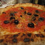 シシリヤ - クアットロ・フォルマッジ　オリーブ　1,400円