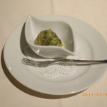 アンミラーレ・フィレンツェ - ツェッポリーネ (青海苔を練り込んだピッツァ生地のフリット)