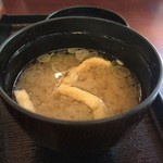 Rakkyoukan - 味噌汁