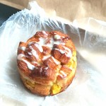 ブリコラージュ ブレッド アンド カンパニー - パイナップルのクロッカン380円。税込み 20180720　夏のスペシャル☆＼(^-^)／また買おう