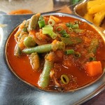 インド・アジア料理店 レカ - ・タルカリ的な野菜カレー