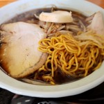 春日食堂 - 中太麺