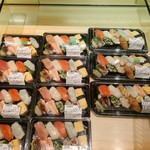 ちよだ鮨 - 
