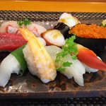 Genkai Zushi - 竹にぎり（中に相当、１０００円税別）