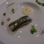 ル・ジュー・ドゥ・ラシエット  - アントレ／鰯のコンフィ、白ワインビネガーのゼリー乗せ