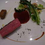 ル・ジュー・ドゥ・ラシエット  - ヴィヤンド／仔羊の背肉のソテー、サマートリュフ巻き