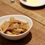 餃子とスパークリング バブルス - メンマ