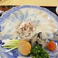 高瀬 - 天然とらふぐ刺し