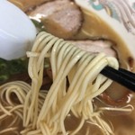 ラーメン楽 - 博多タイプの細麺