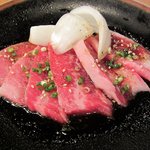 炭火でいろいろ焼いてくれや - 上カルビ