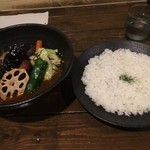 一文字カリー店 - スープカリーチキンご飯普通