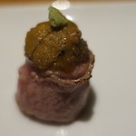 炭火焼肉 あもん - 肉前菜　ズームアップ