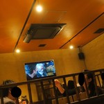 炭火焼肉 あもん - 店内の様子