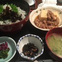 北陸料理 新越 - 「しらす丼と肉豆腐」ランチ