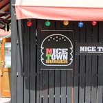 NICE TOWN BURGER - 