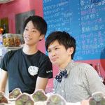 立呑み とだか - こうへい店長とタクミ君（写真の許可を頂きました）