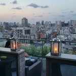 Hacienda del cielo MODERN MEXICANO - 外の席は二人で並んで夜景が見れる。