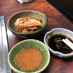 柏戸 - キムチ、つけダレ、センマイの酢味噌