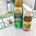 ファミリーマート - ドリンク写真:買うものが決まっていないと、無駄だとは知りながら、こう言う商品をセレクトしてしまうオヤジ。
