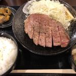 キセキ食堂 - ♪キセキステーキ¥1404