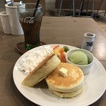 はちの巣カフェ - 