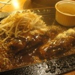 菩提樹 - デミグラスソースぶっかけ直後