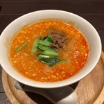 四川Dining&Bar臥龍　創香 - 巨匠のお店の担々麺
