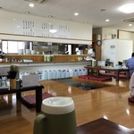 各務原 大勝軒 - 店内