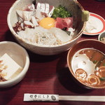 竹亭にしき - 海鮮どんぶり１，０００円（税込）