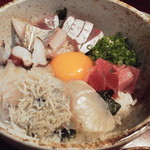 竹亭にしき - 海鮮どんぶり