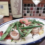 ラ ピニャータ - 白ボトル、剣先イカのリピエーノ