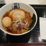麺屋 燕 - 醤油ラーメン＋煮玉子