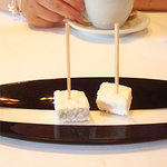 ブラッスリー マノワ - 食後のコーヒーと口直しのギモ―ヴ。