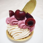 アヴランシュ・ゲネー - ムラングシャンティー　カシス　グリオット