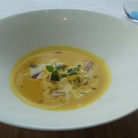 ワインラウンジ＆レストラン セパージュ 名古屋店 - 南瓜の冷製スープ　根セロリクリームとパンチェッタと共に