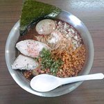 Menya Mankai - 味玉辛冷やしたぬき中華：９００円+麺大盛：１００円（各税込）【２０１８年７月撮影】