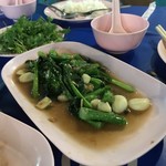 Mana Pochana - ニンニクたっぷり