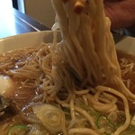 麺匠ぼんてん - モチモチ食感 喉越しの良い中細縮れ麺