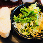 讃岐屋 - フォカッチャ&サラダ