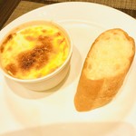 キャトルラパン - 海老のビスク バケット添え