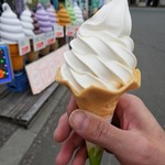 道の駅 おんねゆ温泉 - バニラソフトクリーム