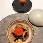 アニエルドール - 和牛　卵　新小芋　海藻